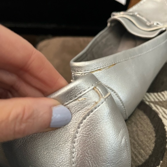Aerosoles loafers silver sz8 - Picture 6 of 8